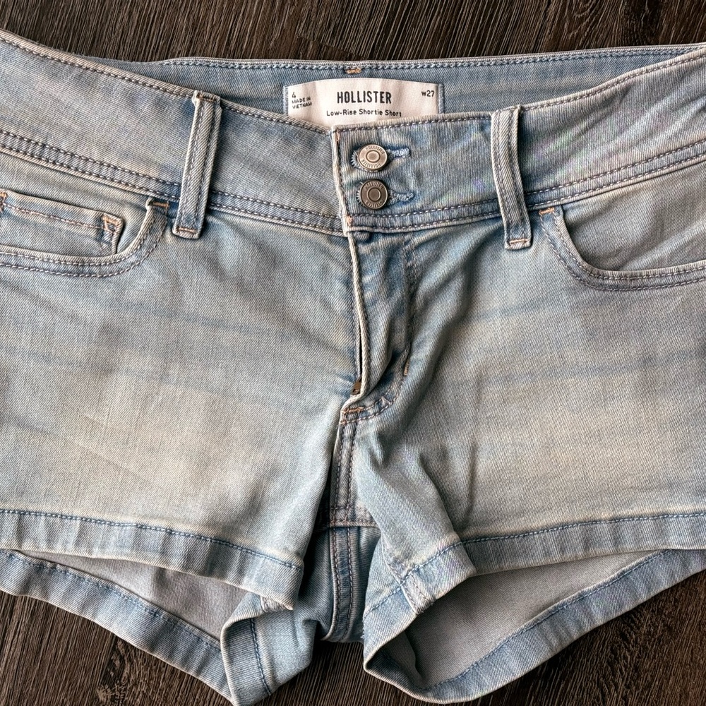 Hollister Sky Blue Low-Rise Shortie-Shorts